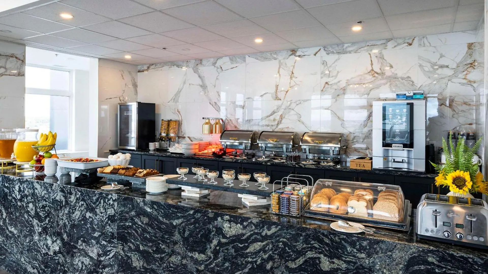 Halifax Tower Hotel & Conference Centre, Ascend Hotel Collection Timberlea
