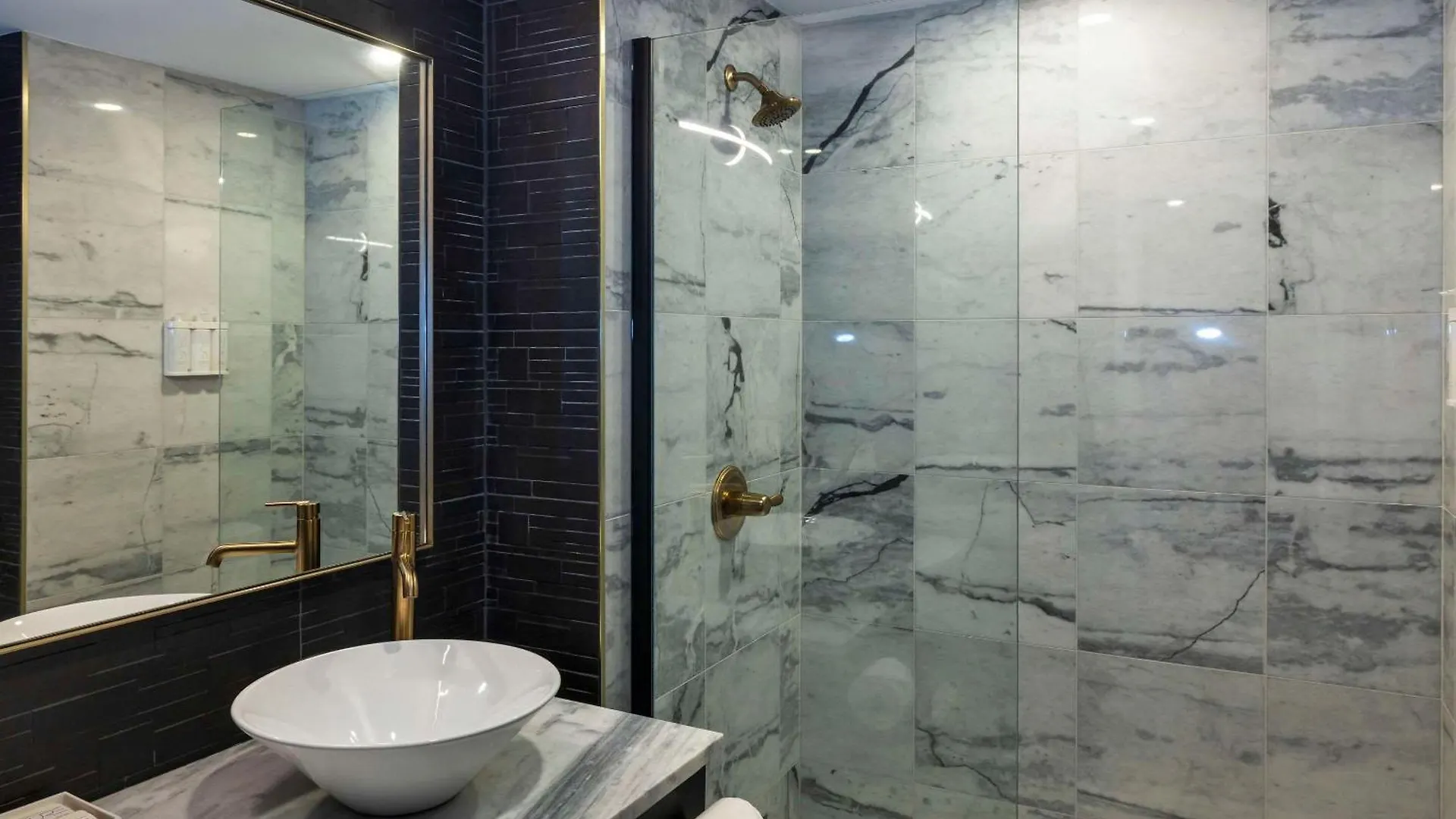 Halifax Tower Hotel & Conference Centre, Ascend Hotel Collection