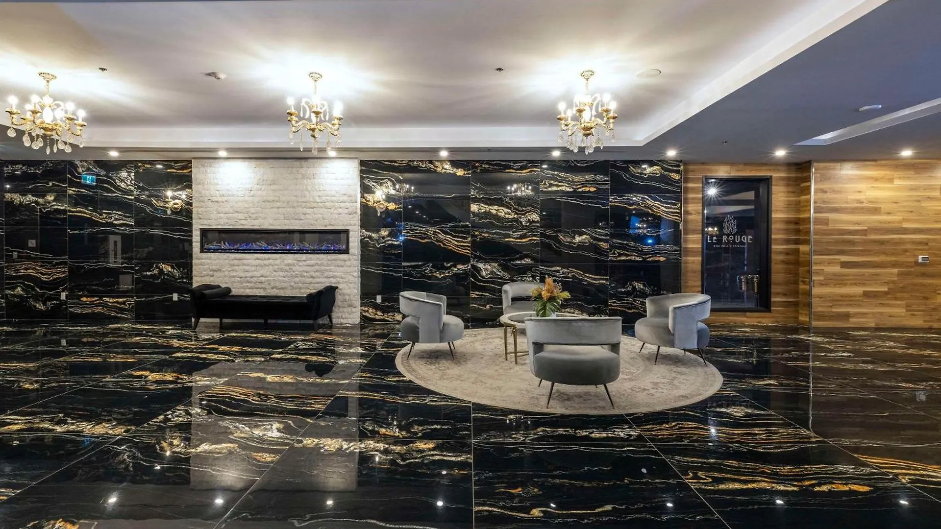 Halifax Tower Hotel & Conference Centre, Ascend Hotel Collection Timberlea 5*,  Canadá